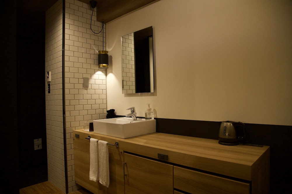 Semi Double Room, Non Smoking (18square meters) thumbnail 6