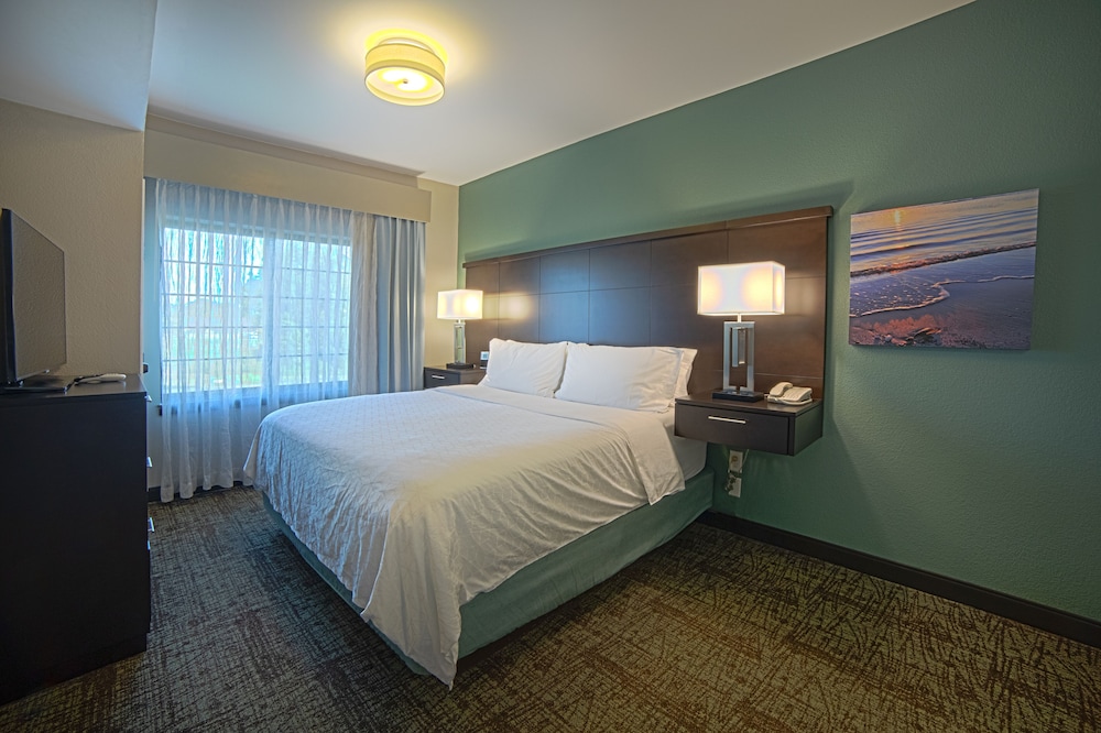 Suite, 1 Bedroom, Accessible, Kitchen (Comm, Access Tub) - Photo 6
