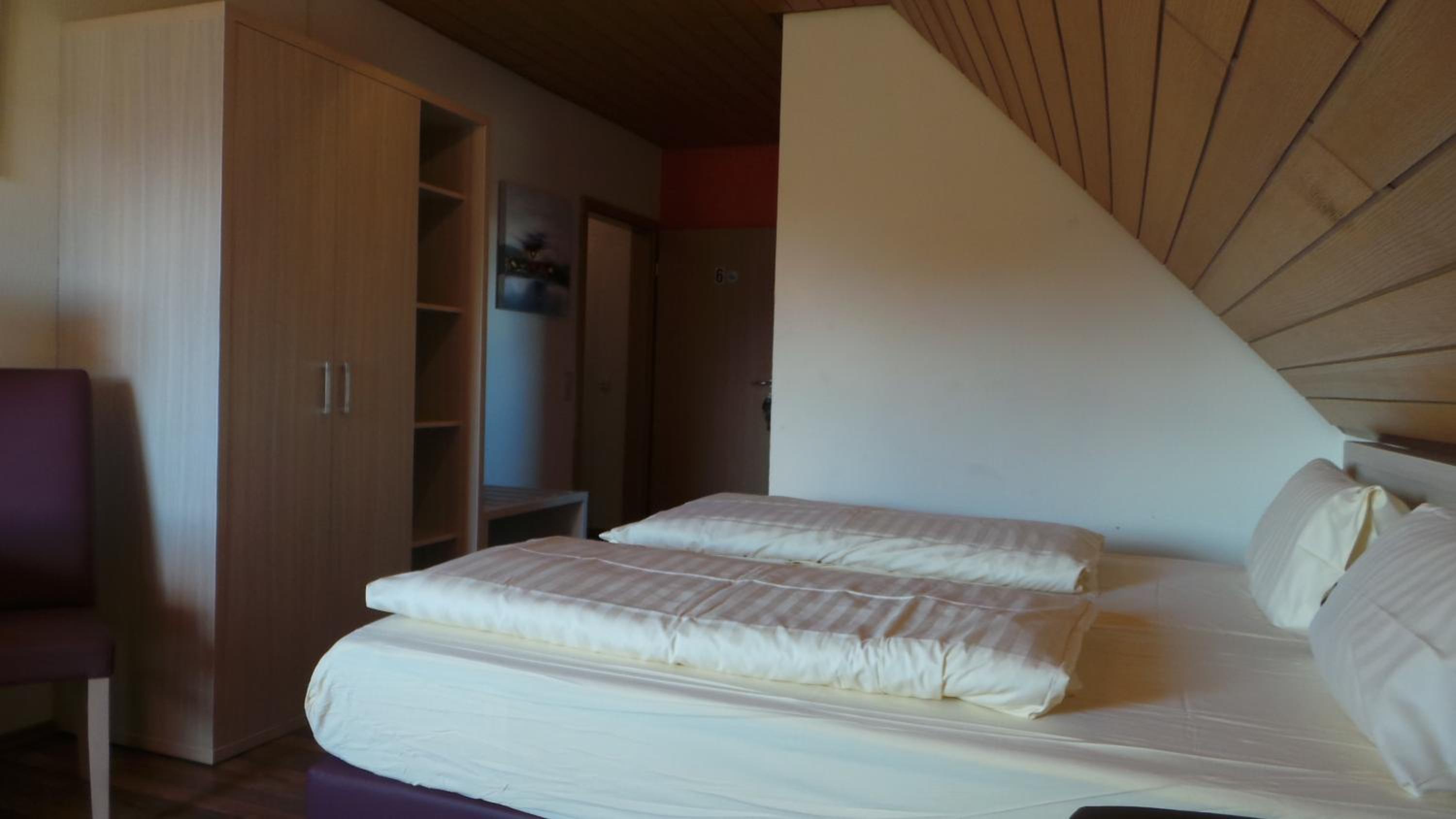 Standard Triple Room photo 3