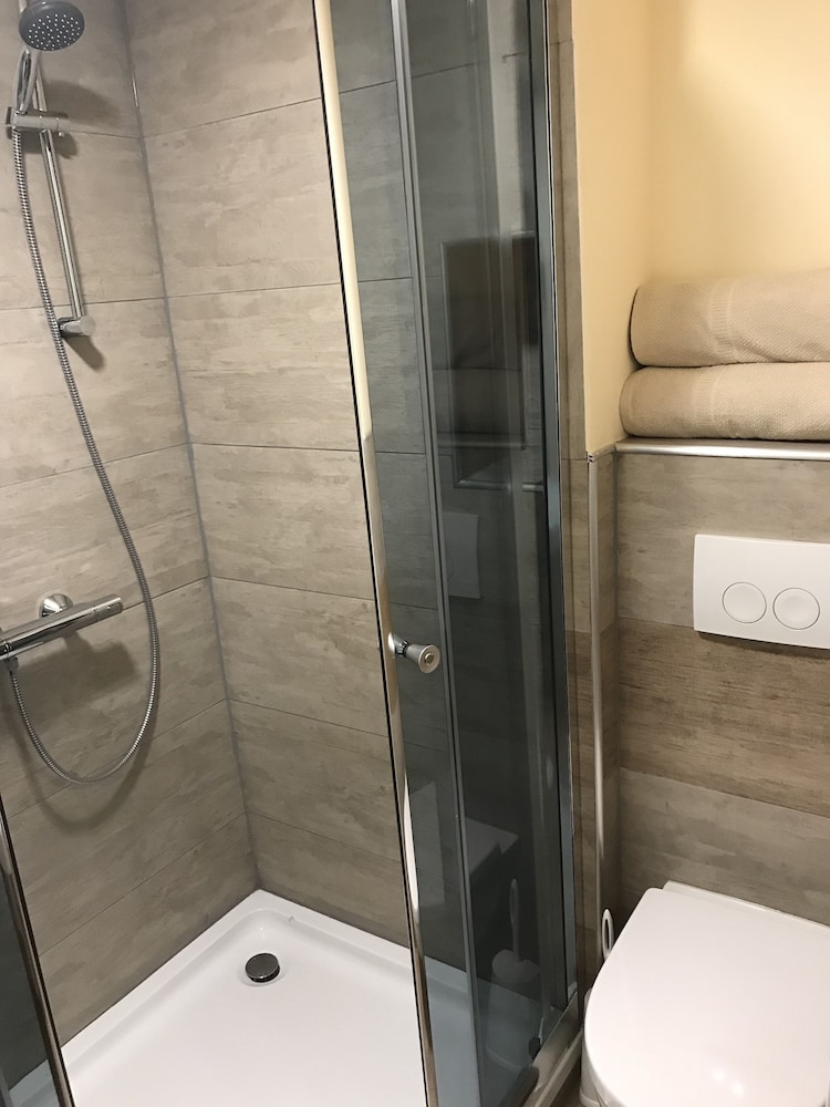 Standard Double Or Twin Room photo 2