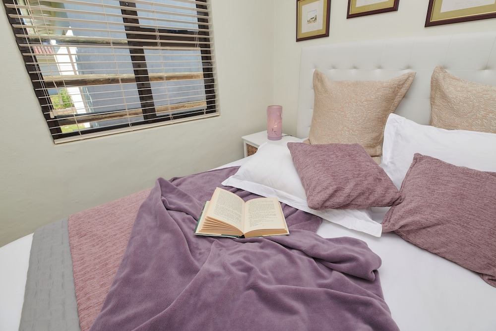 Classic Cottage, 1 Double Bed photo 3