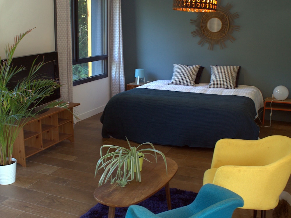 Premium Suite, Private Bathroom, Pool View (Accès Terrasse )
