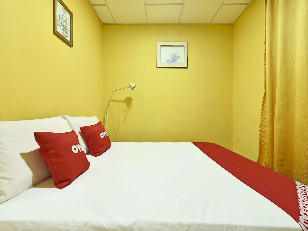 Deluxe Double Room, 1 Queen Bed photo 3