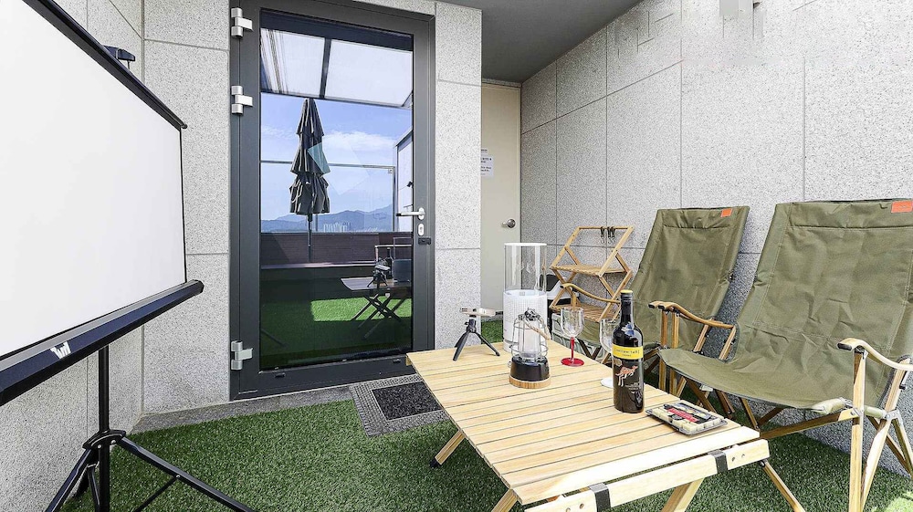 Signature Double rooftop - Photo 1