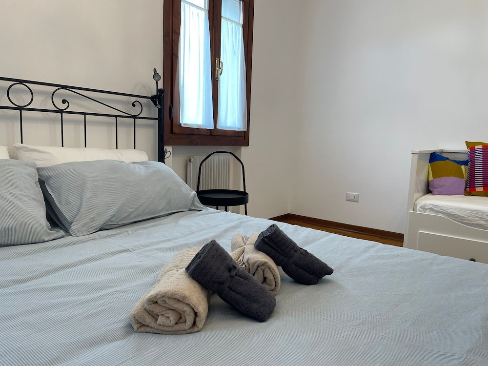 Classic Triple Room, River View
