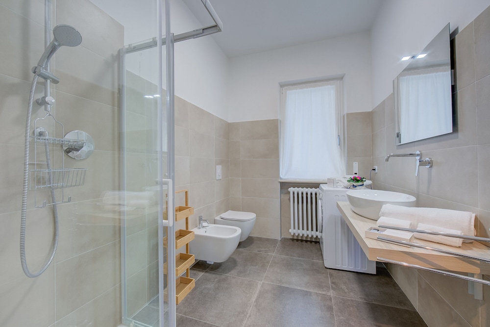 Family House, Multiple Beds, 2 Bathrooms (San Zeno Di Montagna 1 Lake View &) photo 3