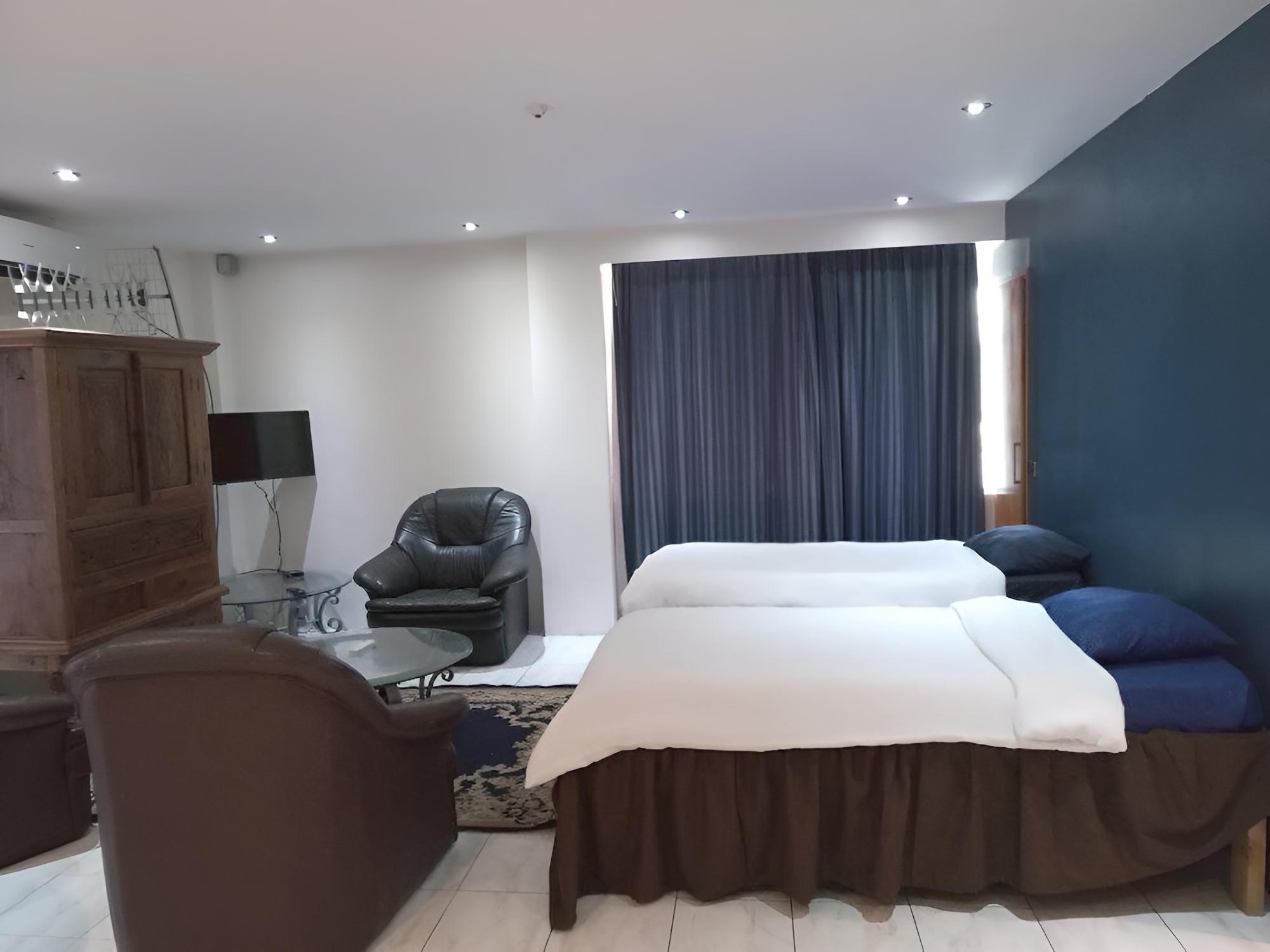 Executive Suite photo 11
