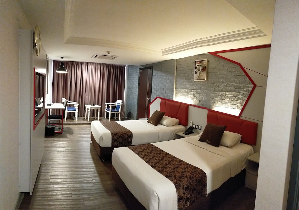 Deluxe Twin Room - Photo 3
