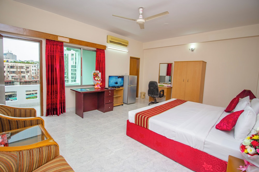 Deluxe Suite, City View photo 1