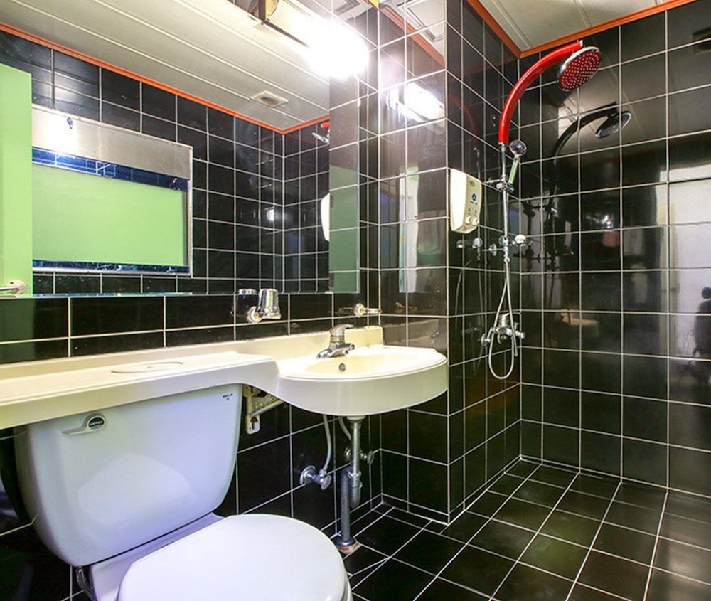 Standard Room - Photo 6
