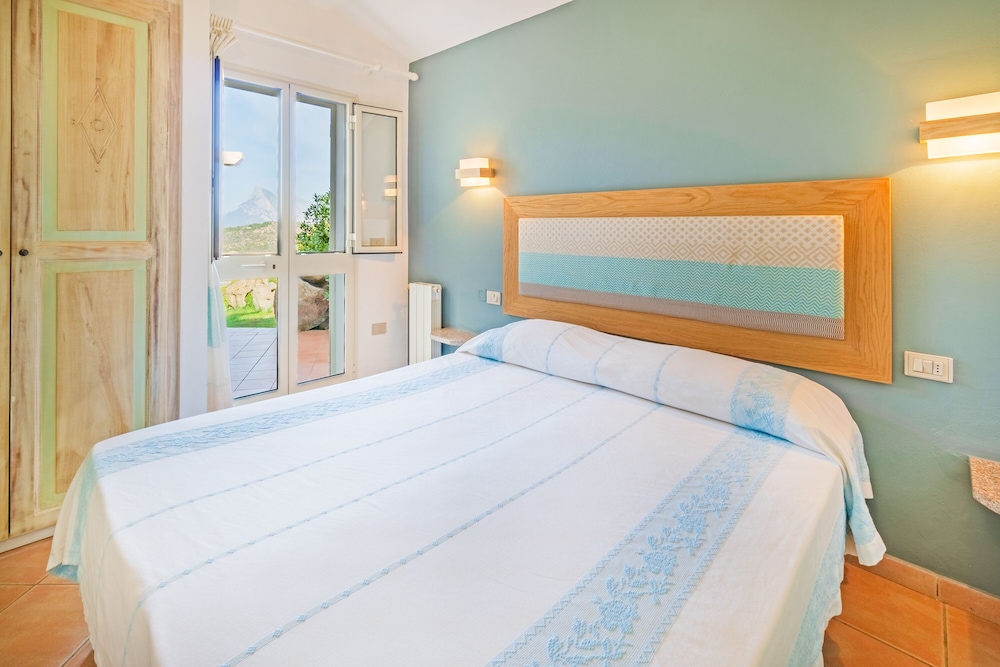 Villa, 2 Bedrooms, Sea View photo 3