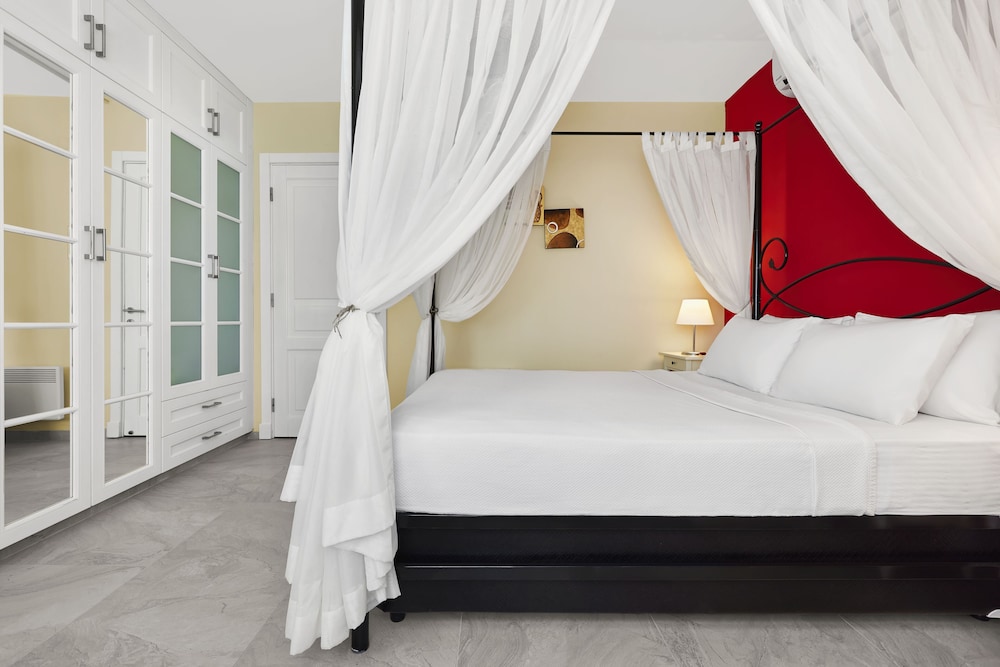 Standard Room - Photo 1
