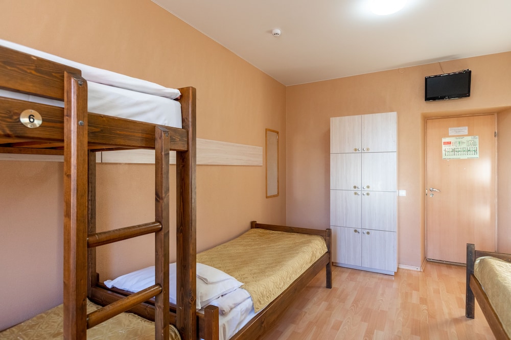 Shared Dormitory (For 7 People) photo 2