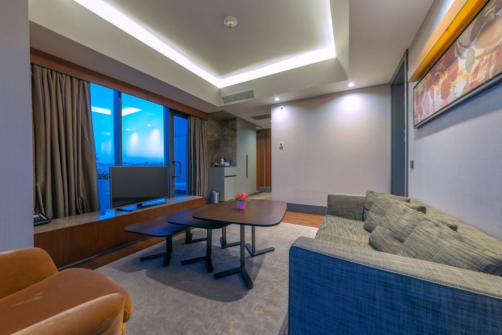 King, Suite, 1 Bedroom photo 2