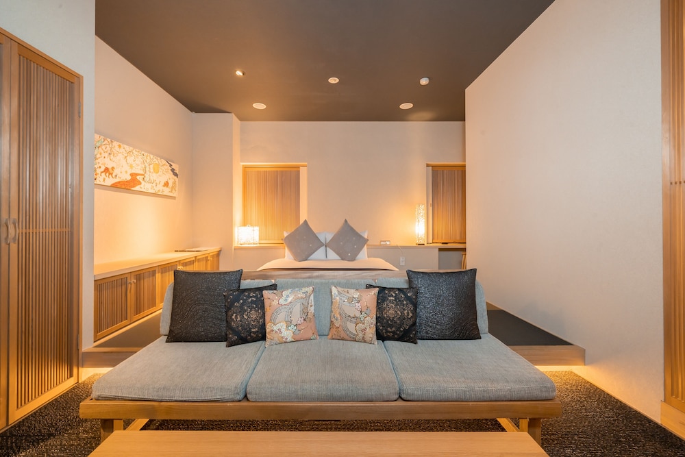 Modern Japanese Style Room, Lin photo 2