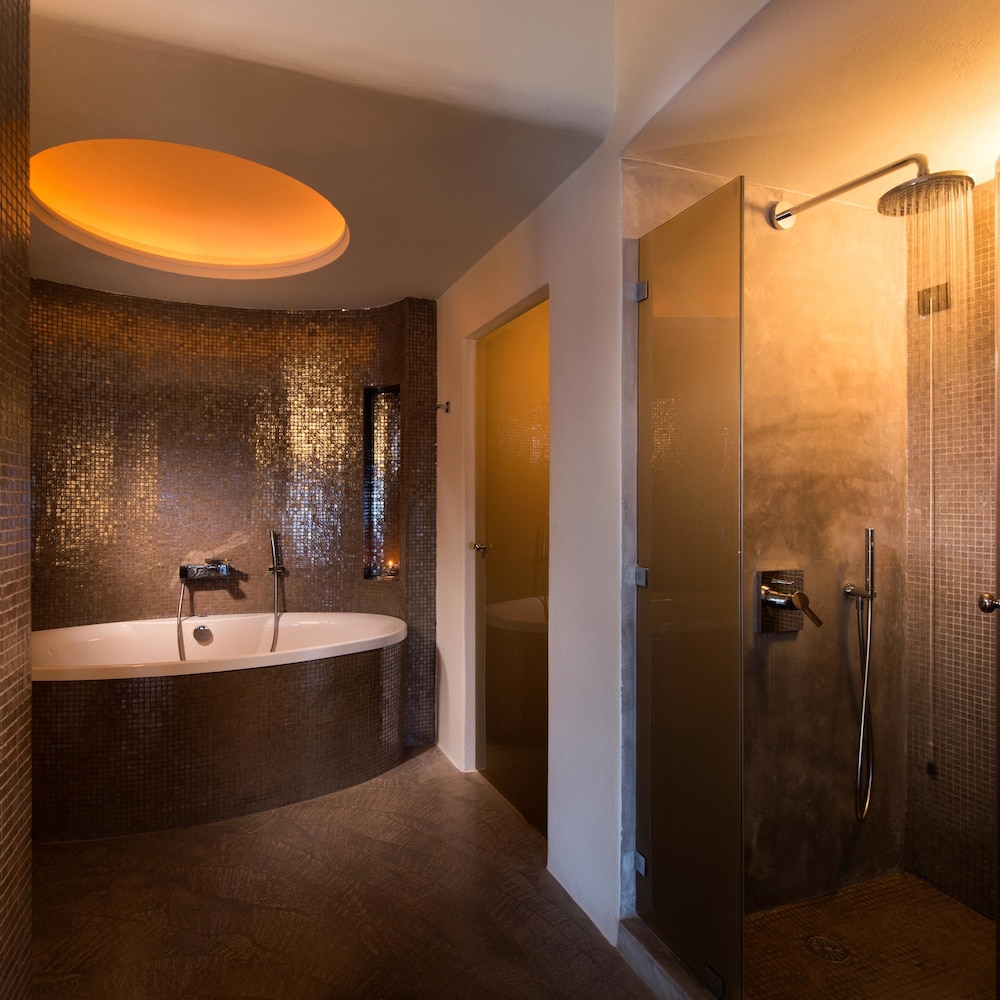 Suite (Avaton) - Photo 5