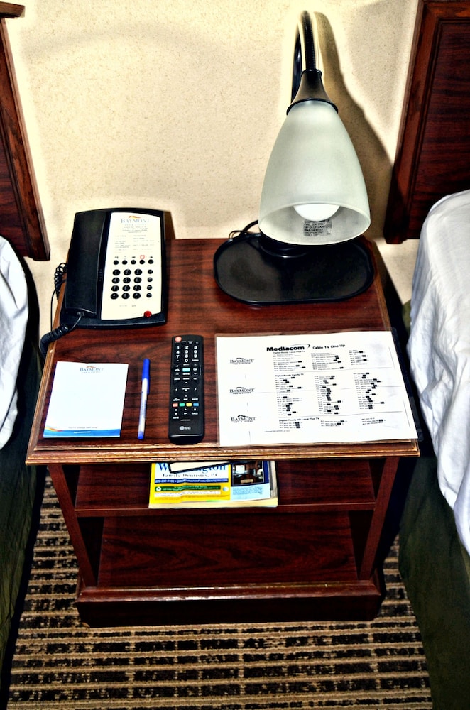 Room, 2 Double Beds, Non Smoking - Photo 2