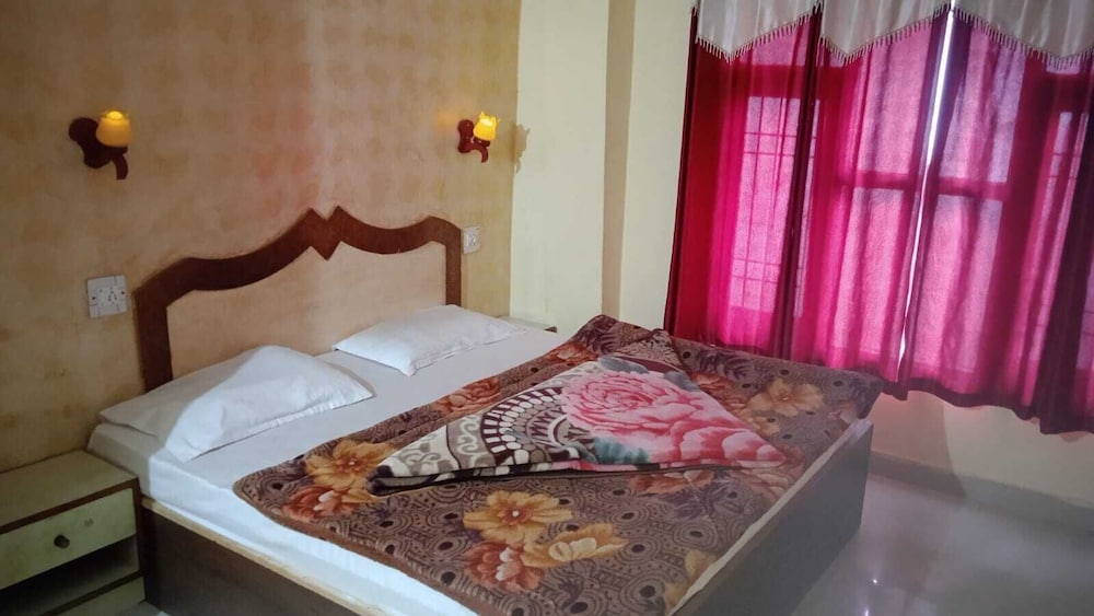 Luxury Single Room