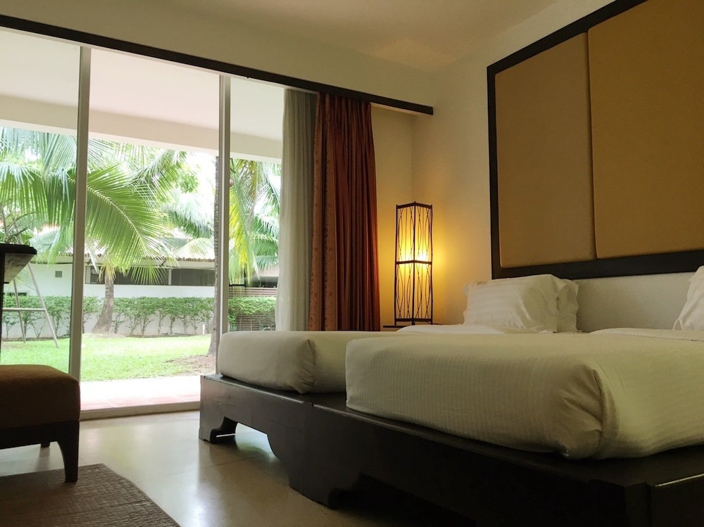 Superior Room, Garden View