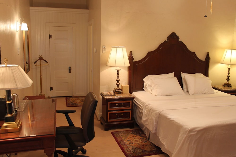 Deluxe Single Room, 1 King Bed