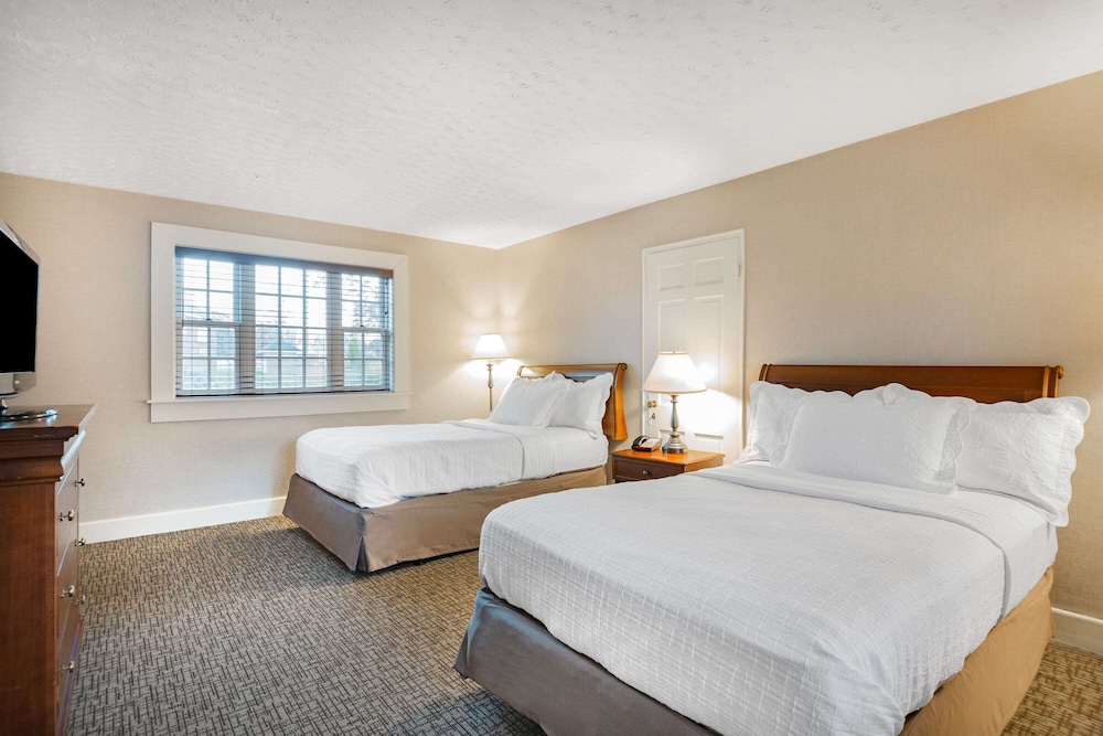 Room, 2 Double Beds, Non Smoking photo 3
