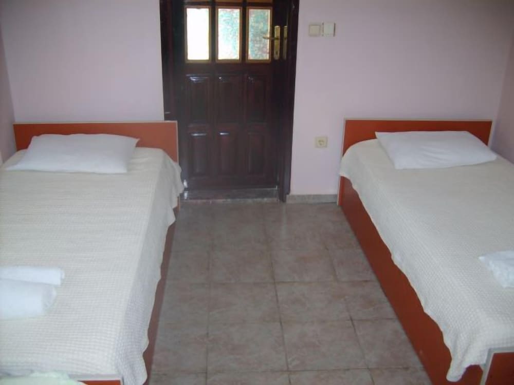 Apartment (Twin Beds)