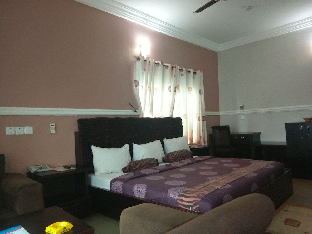 Luxury Room - Photo 1