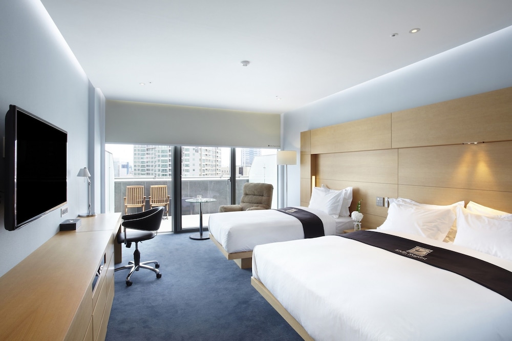 Deluxe Twin Room (New Wing) photo 2