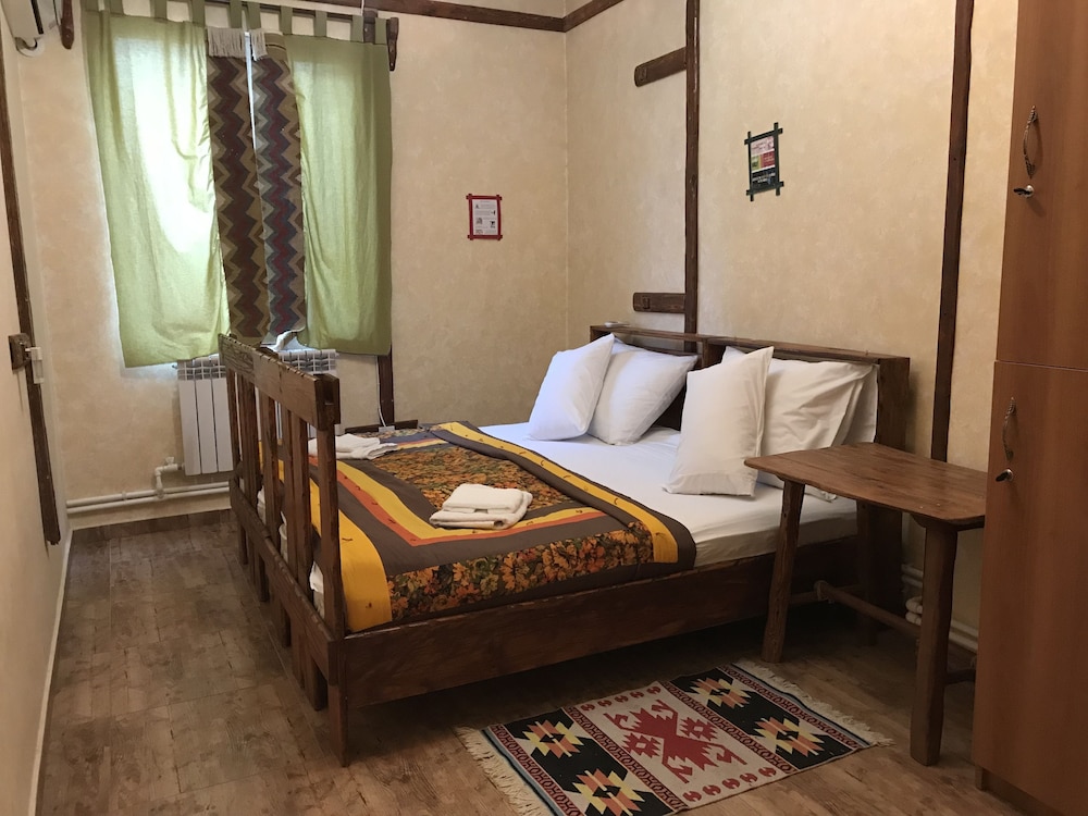 Standard Double or Twin Room photo 1