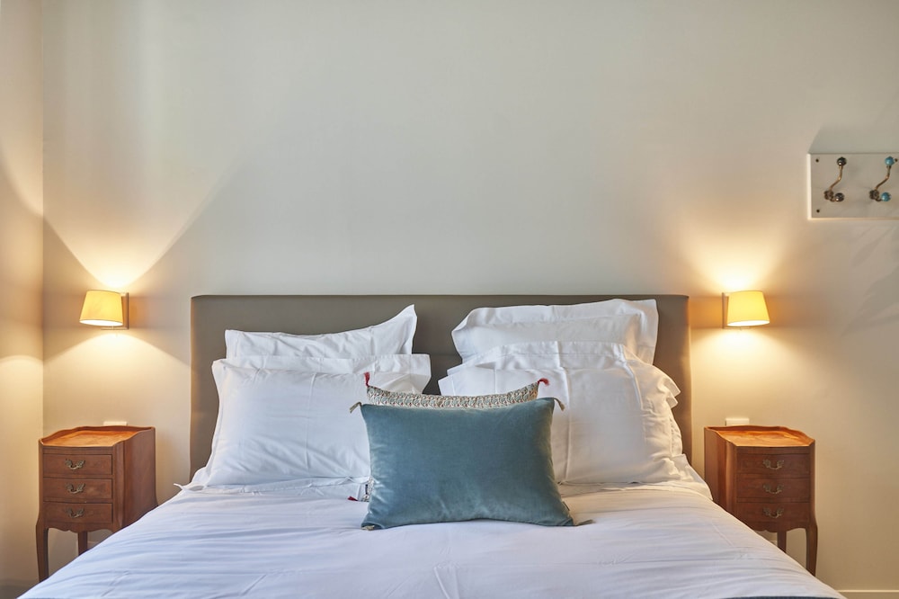 Comfort Double Room, 1 Queen Bed, Fireplace, Garden View photo 3