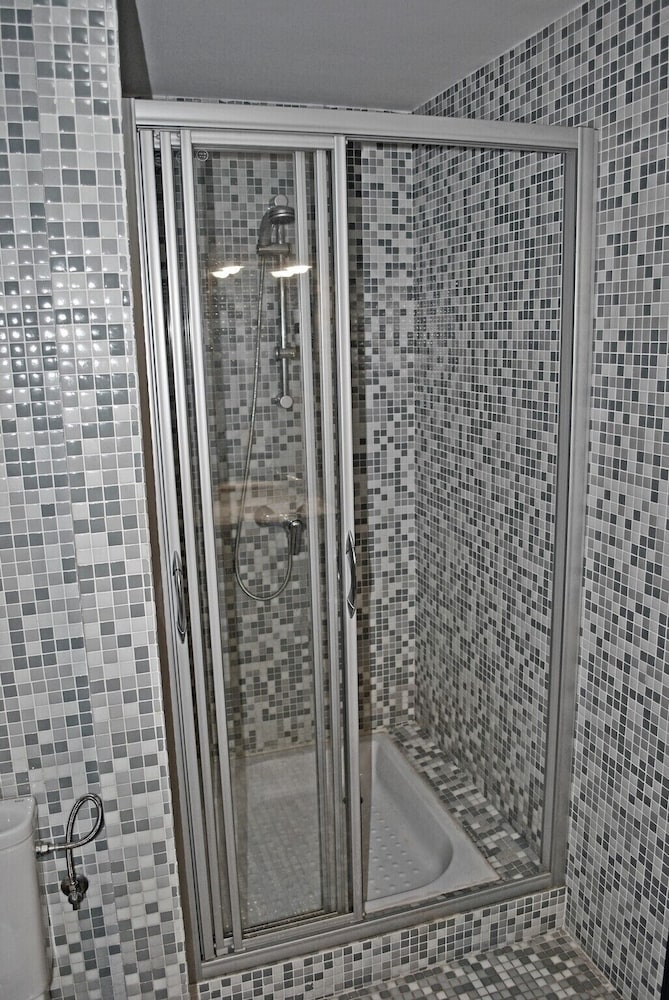 Apartment (2 Bedrooms) photo 3
