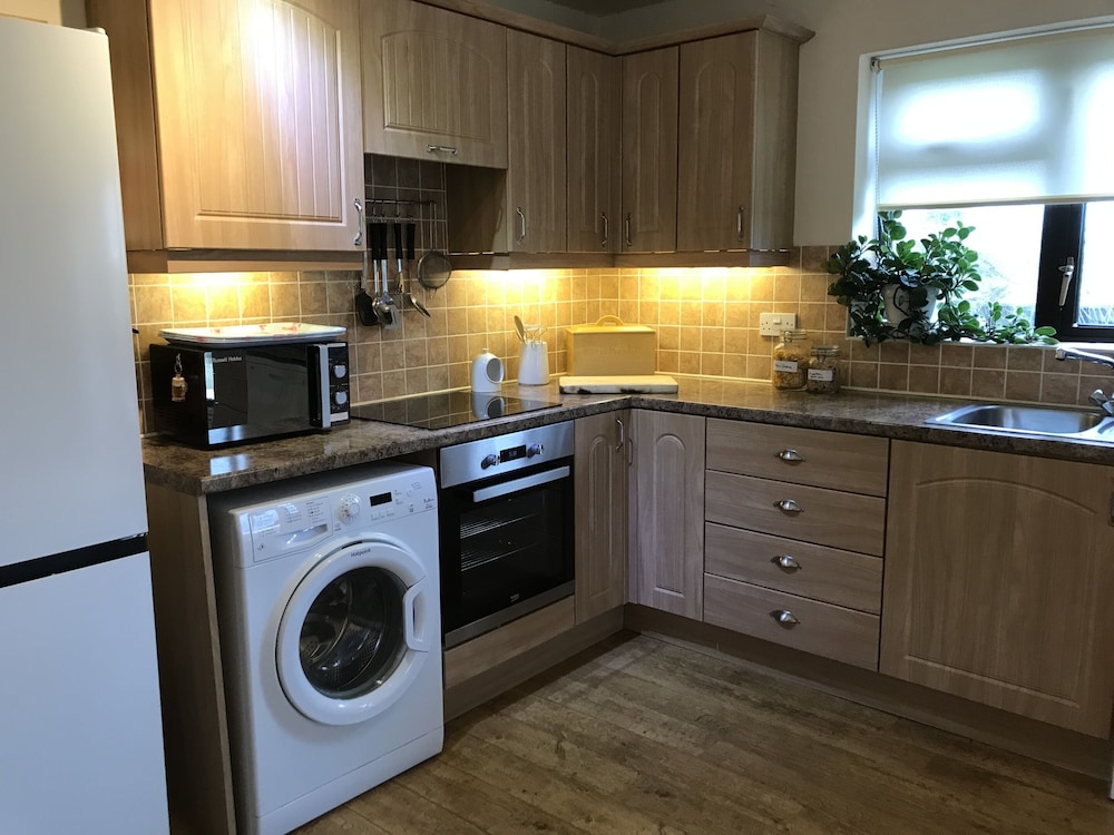 Luxury Cottage, Ensuite (Thyme Cottage) - Photo 4