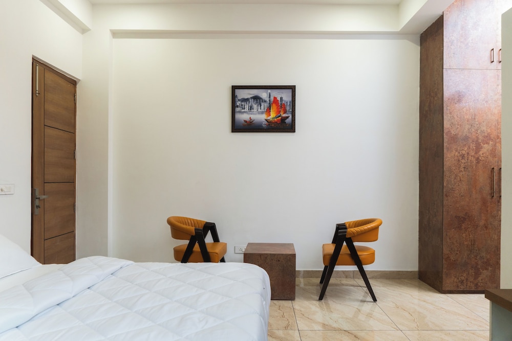 Deluxe Room - Photo 3