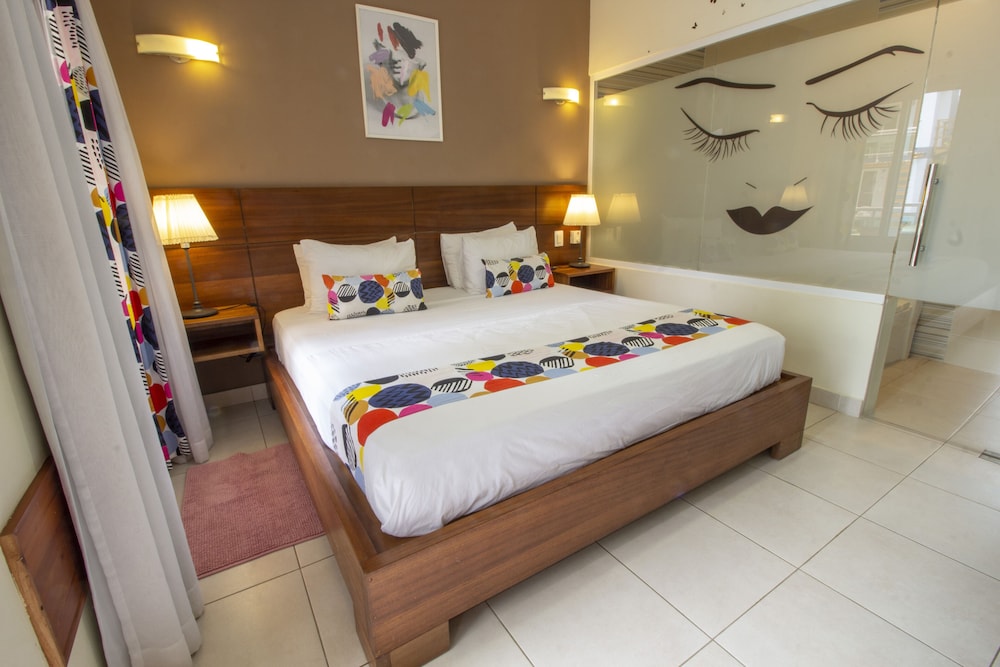 Comfort Double Room, 1 King Bed, Pool Access, Ground Floor