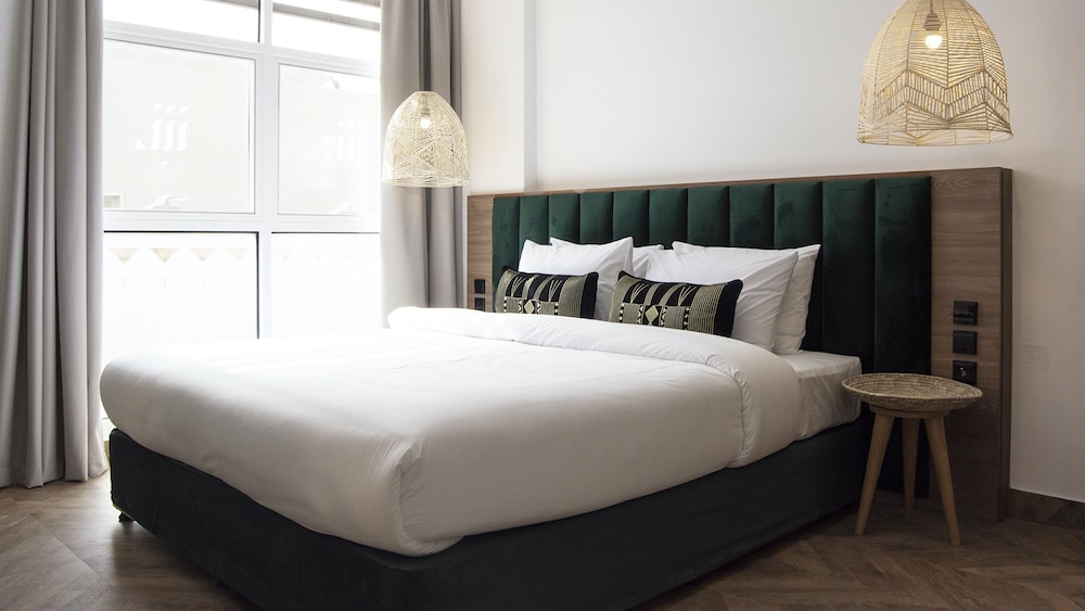 Junior Room, 1 King Bed - Photo 7