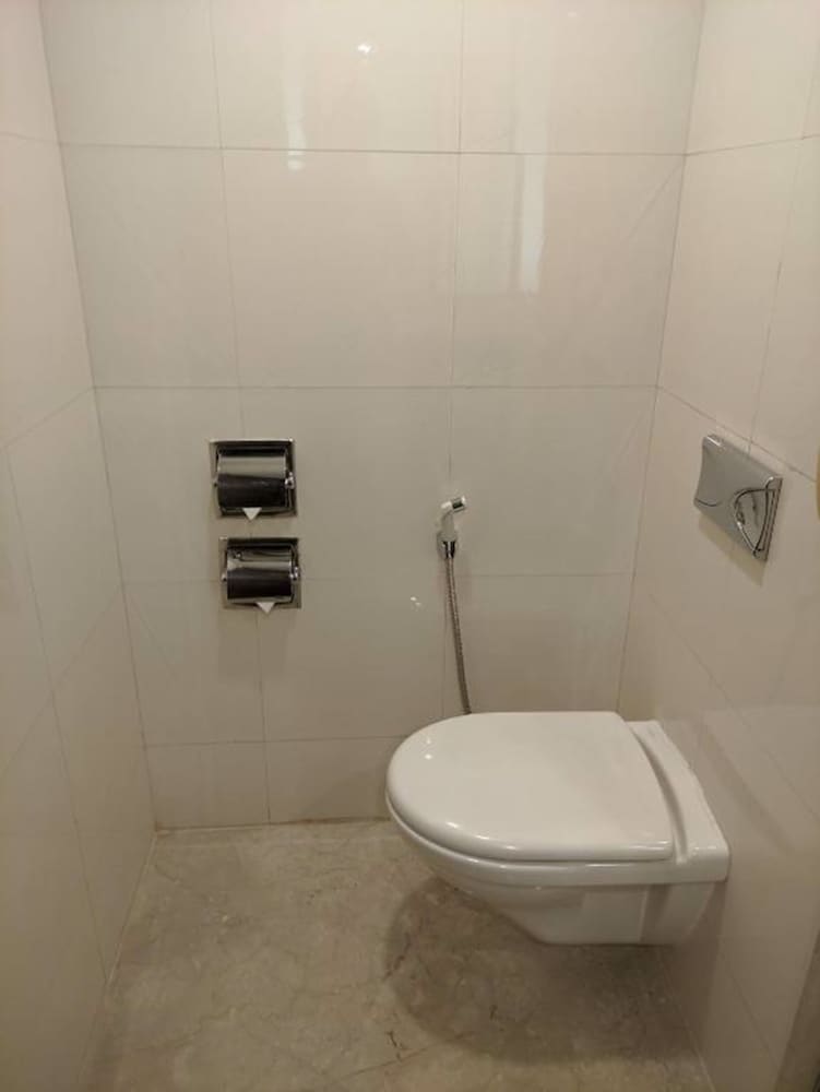 Deluxe Room, City View (Deluxe Room) - Photo 3