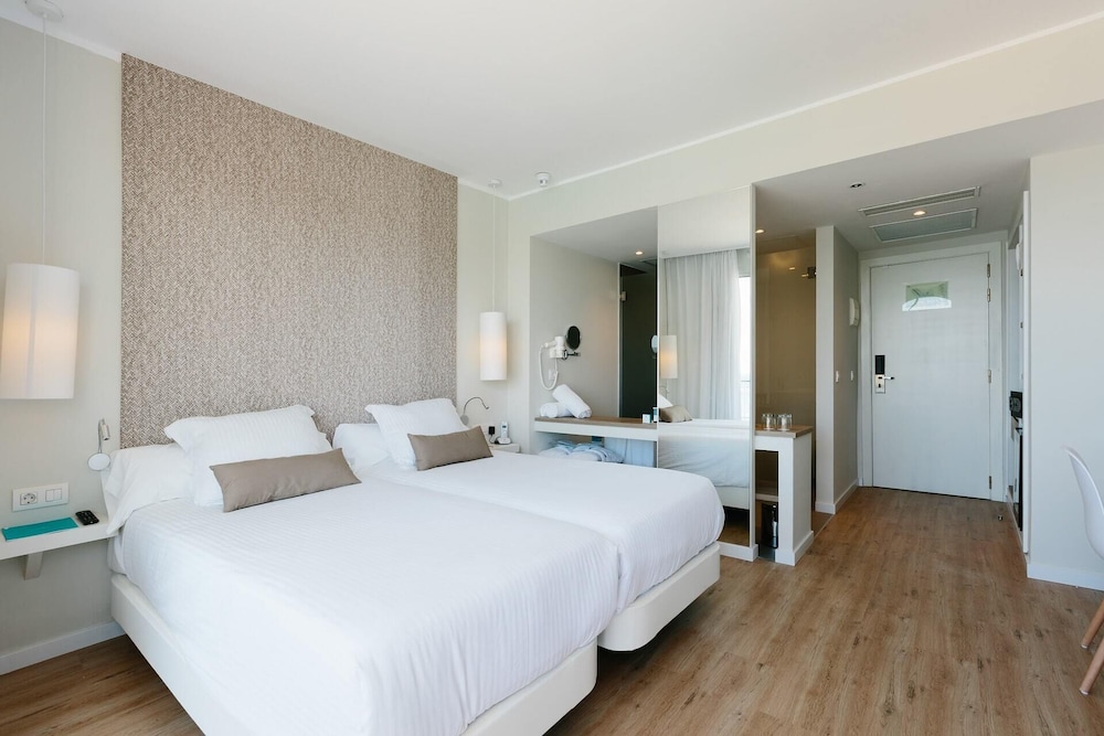 Double Room, Balcony - Photo 2