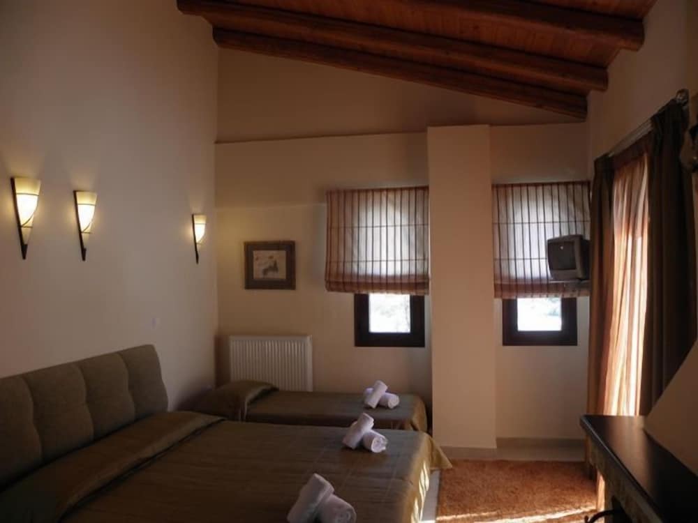 Standard Triple Room photo 3
