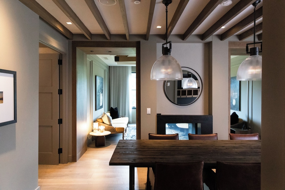 Suite (Caney Fork)