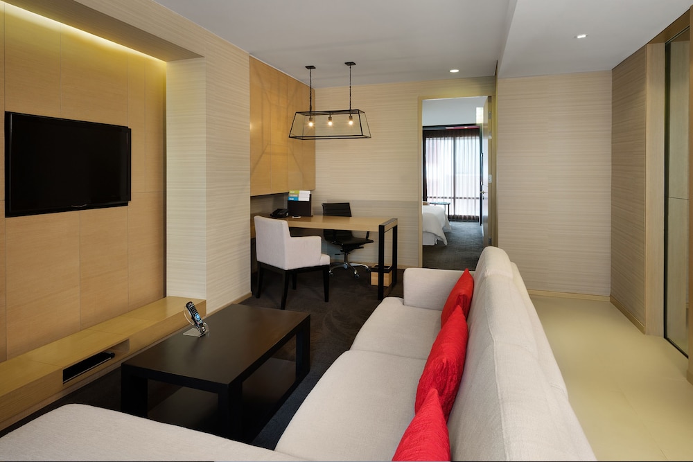 Executive Studio Suite, 1 Bedroom photo 2
