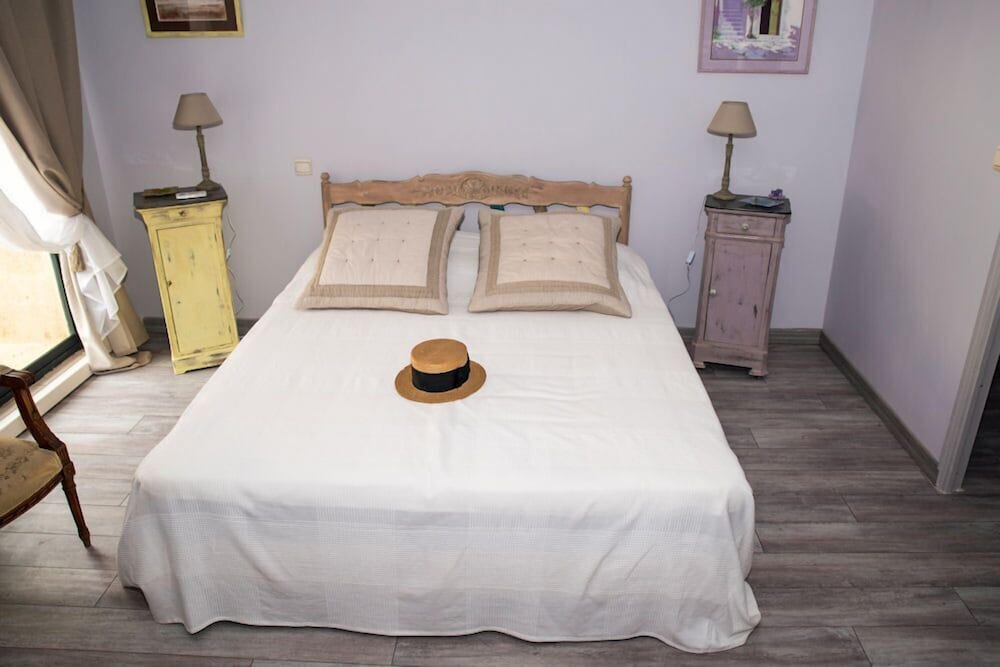 Comfort Double Room (Marcel Pagnol) photo 3