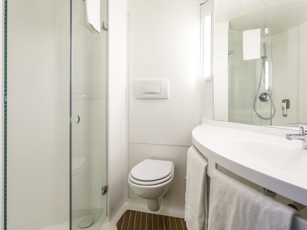 Standard Room, 1 Double Bed - Photo 2