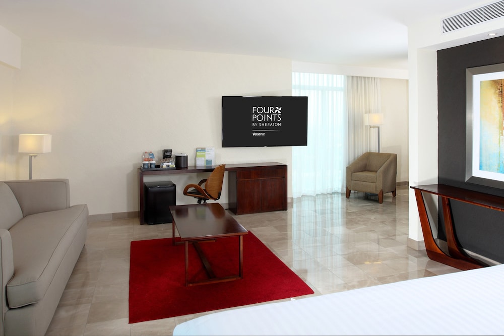 Suite, 1 King Bed with Sofa bed, Balcony, Partial Ocean View (Balcony)