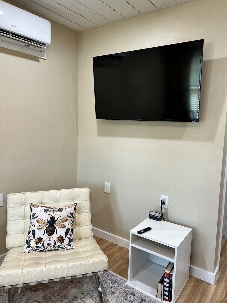 Luxury Apartment, Patio
