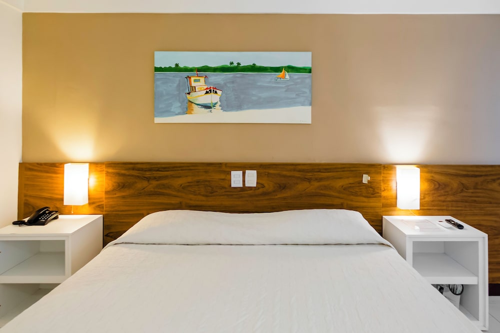 Deluxe Room - Photo 9