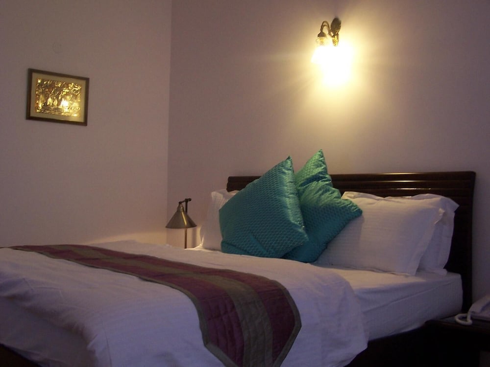 Deluxe Valley View Room With Bay Window photo 1