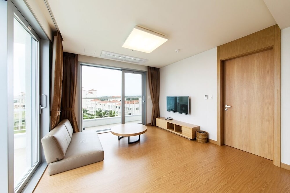 Suite Korean-style Room (Ondol) photo 2