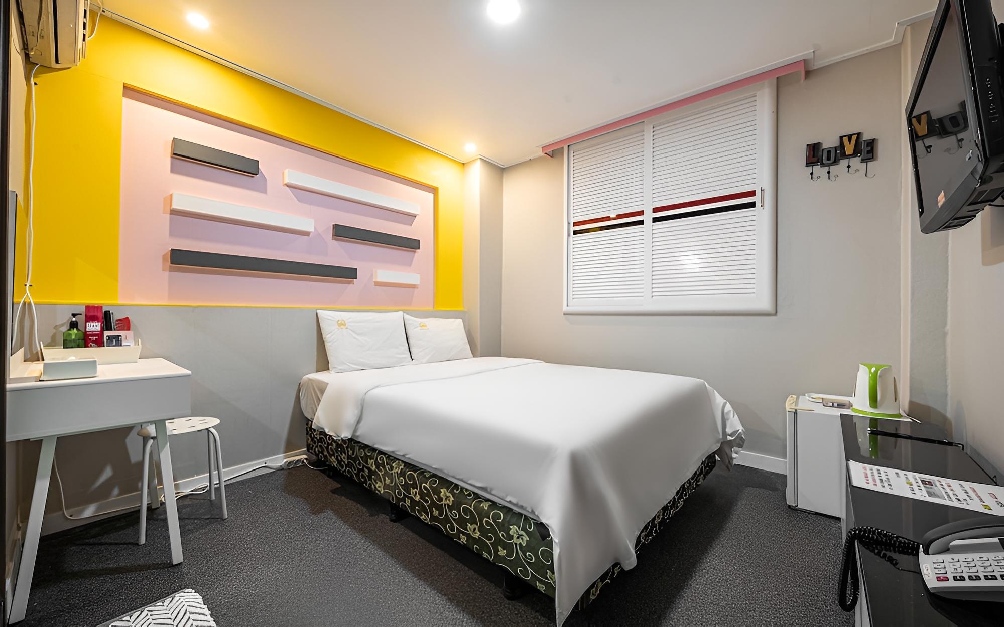 Room (Standard Room)