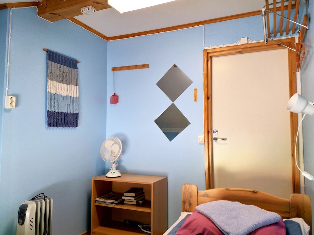 Basic Single Room, 1 Twin Bed, Courtyard View photo 2