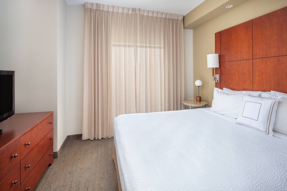 Suite, 1 Bedroom (Fireplace)